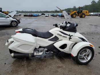  Salvage Can-Am Spyder