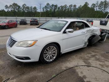  Salvage Chrysler 200