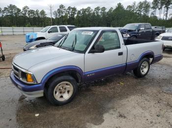  Salvage Chevrolet S-10