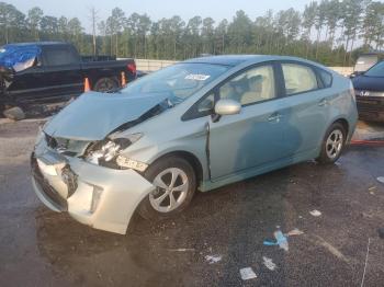  Salvage Toyota Prius