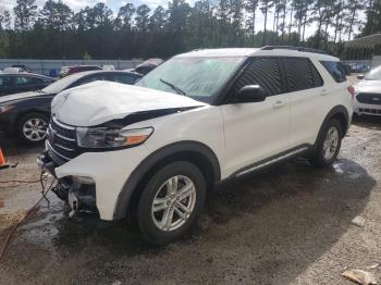  Salvage Ford Explorer