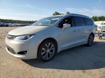  Salvage Chrysler Pacifica