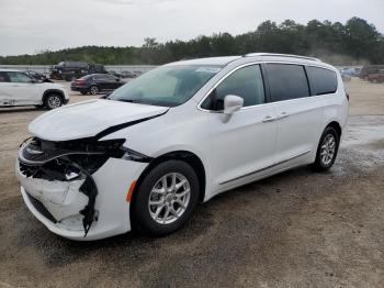  Salvage Chrysler Pacifica