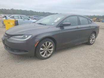  Salvage Chrysler 200