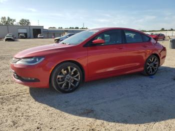  Salvage Chrysler 200