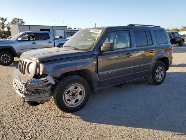  Salvage Jeep Patriot