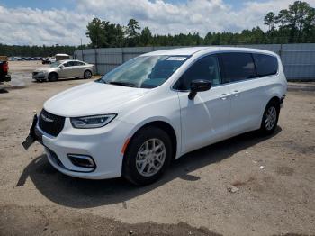  Salvage Chrysler Pacifica