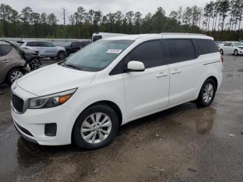  Salvage Kia Sedona