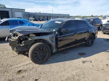  Salvage Chrysler 300