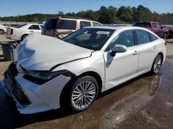  Salvage Toyota Avalon