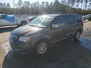  Salvage Chrysler Minivan