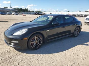  Salvage Porsche Panamera