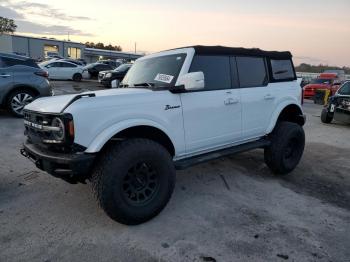  Salvage Ford Bronco