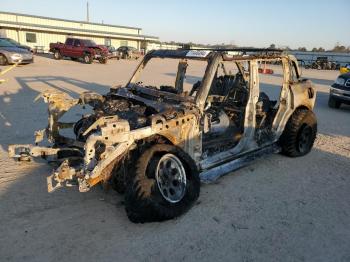  Salvage Ford Bronco