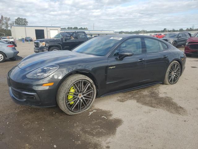  Salvage Porsche Panamera