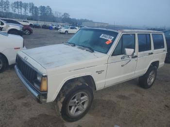  Salvage Jeep Cherokee