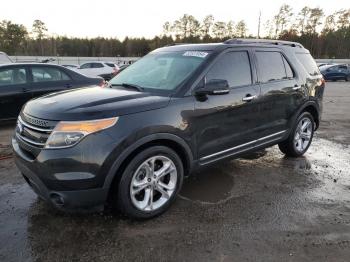  Salvage Ford Explorer