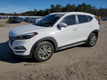  Salvage Hyundai TUCSON