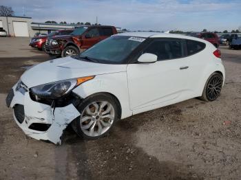  Salvage Hyundai VELOSTER