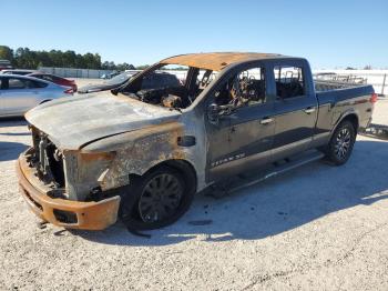  Salvage Nissan Titan