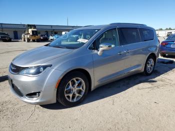  Salvage Chrysler Pacifica