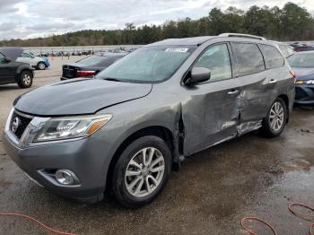  Salvage Nissan Pathfinder