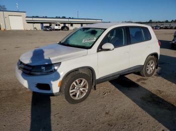  Salvage Volkswagen Tiguan