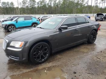  Salvage Chrysler 300