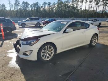  Salvage Hyundai Genesis