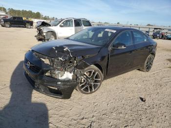  Salvage Volvo S60