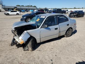  Salvage Hyundai ACCENT