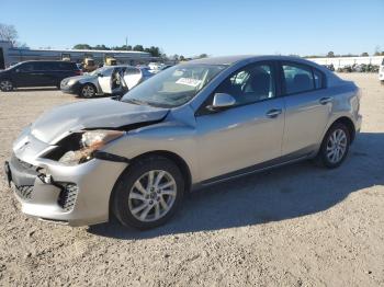  Salvage Mazda 3