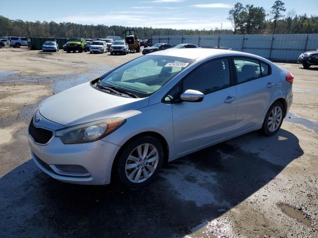  Salvage Kia Forte