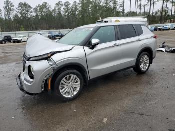  Salvage Mitsubishi Outlander