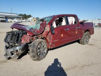  Salvage Nissan Titan