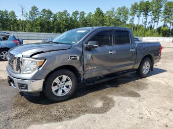  Salvage Nissan Titan