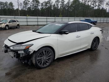  Salvage Nissan Maxima