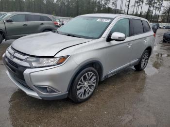  Salvage Mitsubishi Outlander