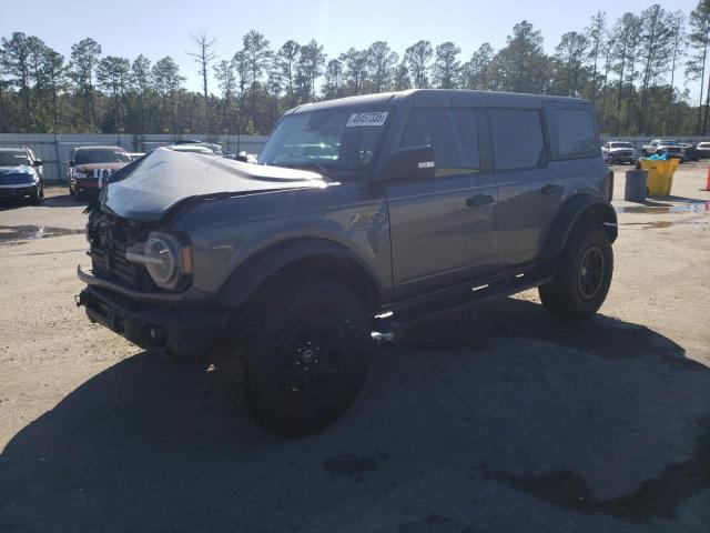  Salvage Ford Bronco