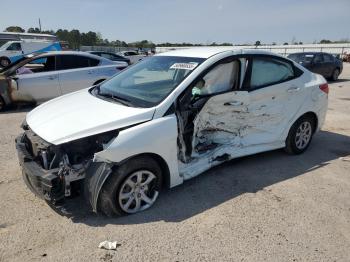  Salvage Hyundai ACCENT