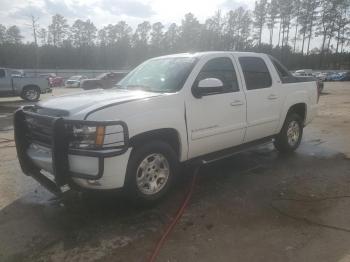  Salvage Chevrolet Avalanche