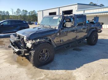  Salvage Jeep Gladiator