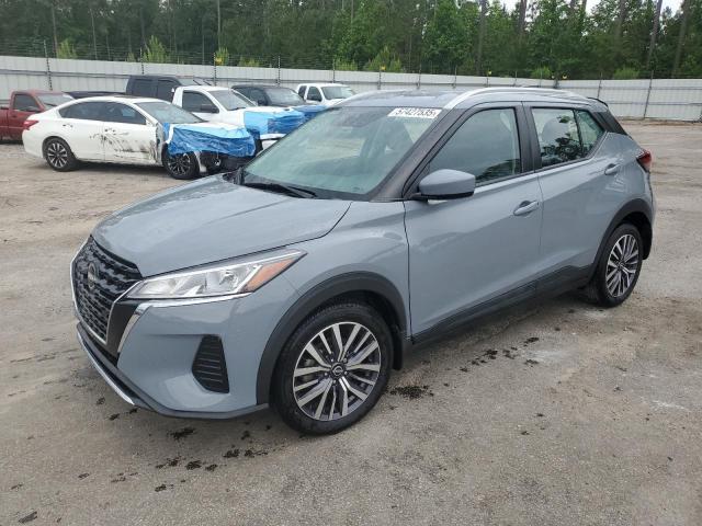  Salvage Nissan Kicks