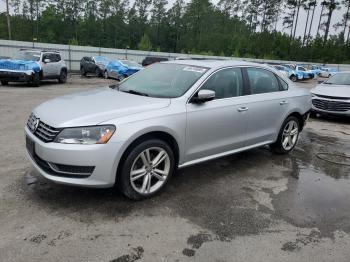  Salvage Volkswagen Passat