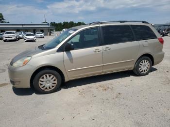  Salvage Toyota Sienna