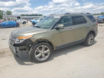  Salvage Ford Explorer