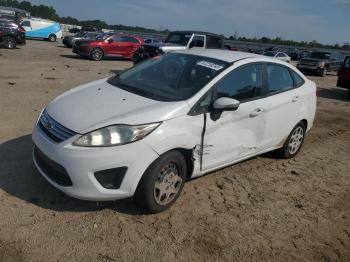  Salvage Ford Fiesta