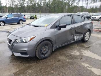  Salvage Nissan Versa