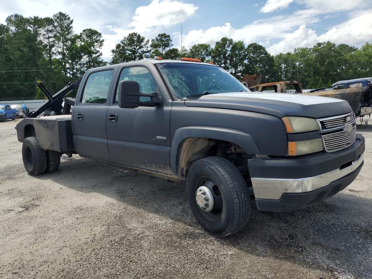 Chevrolet Silverado C3500 Image 1