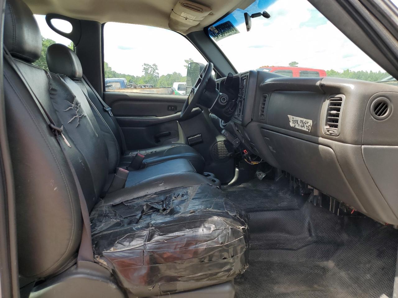 Chevrolet Silverado C3500 Image 8